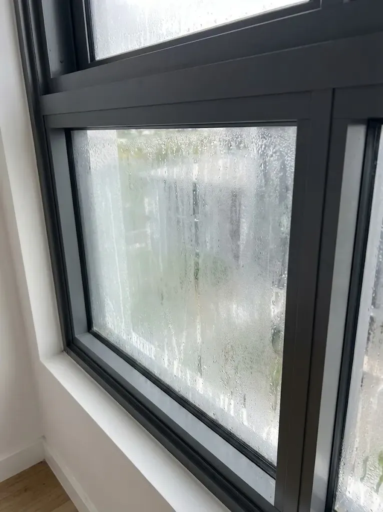 condensation between double glazed window panes showing failed insulated glass unit